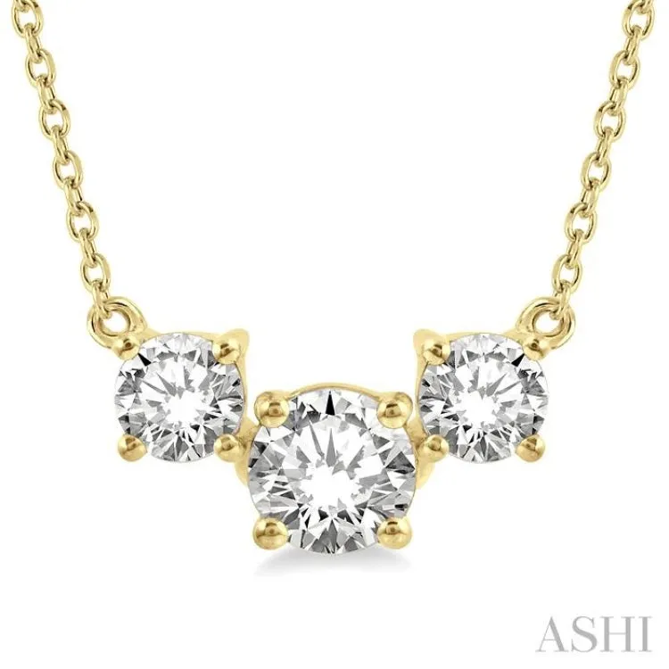 3/4 Ctw Three Stone Round Cut Diamond Necklace in 14K Yellow Gold