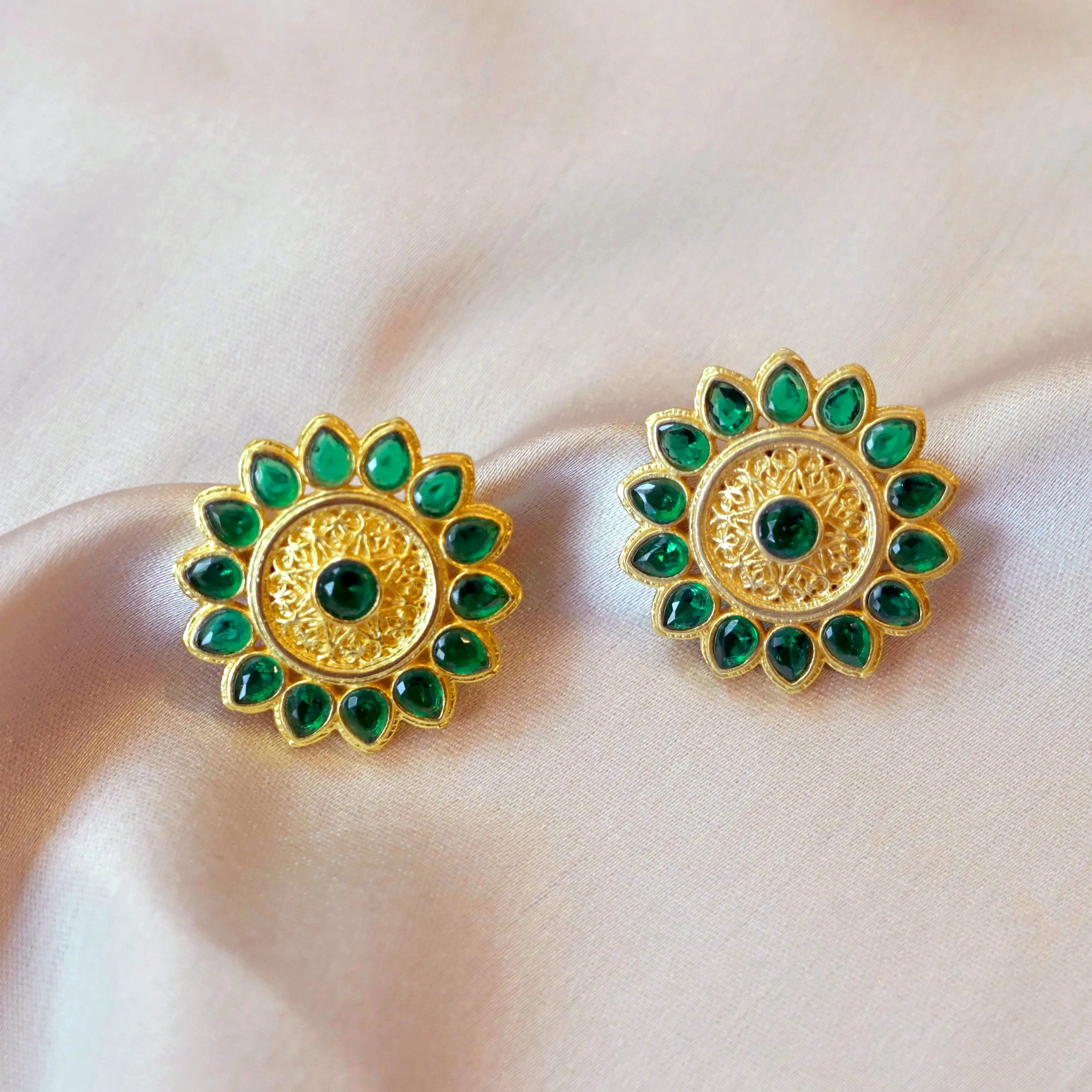 Amara Studs