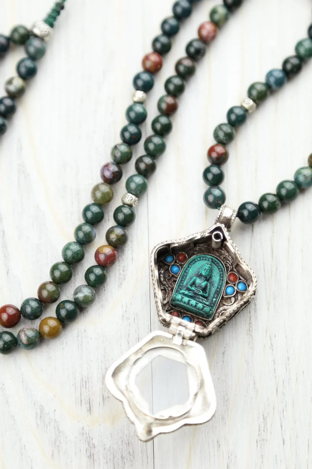 Amitabha Buddha Tibetan Gau Mala