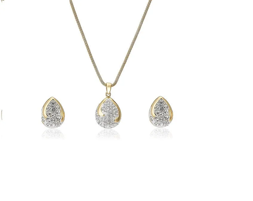 Estele - gold plated dazzling Pendant Set with austrian crystals