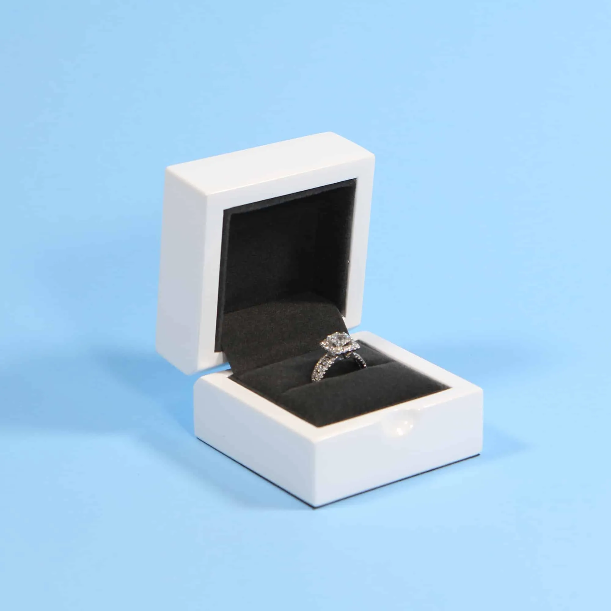 Glossy White Modern Ring Box Single