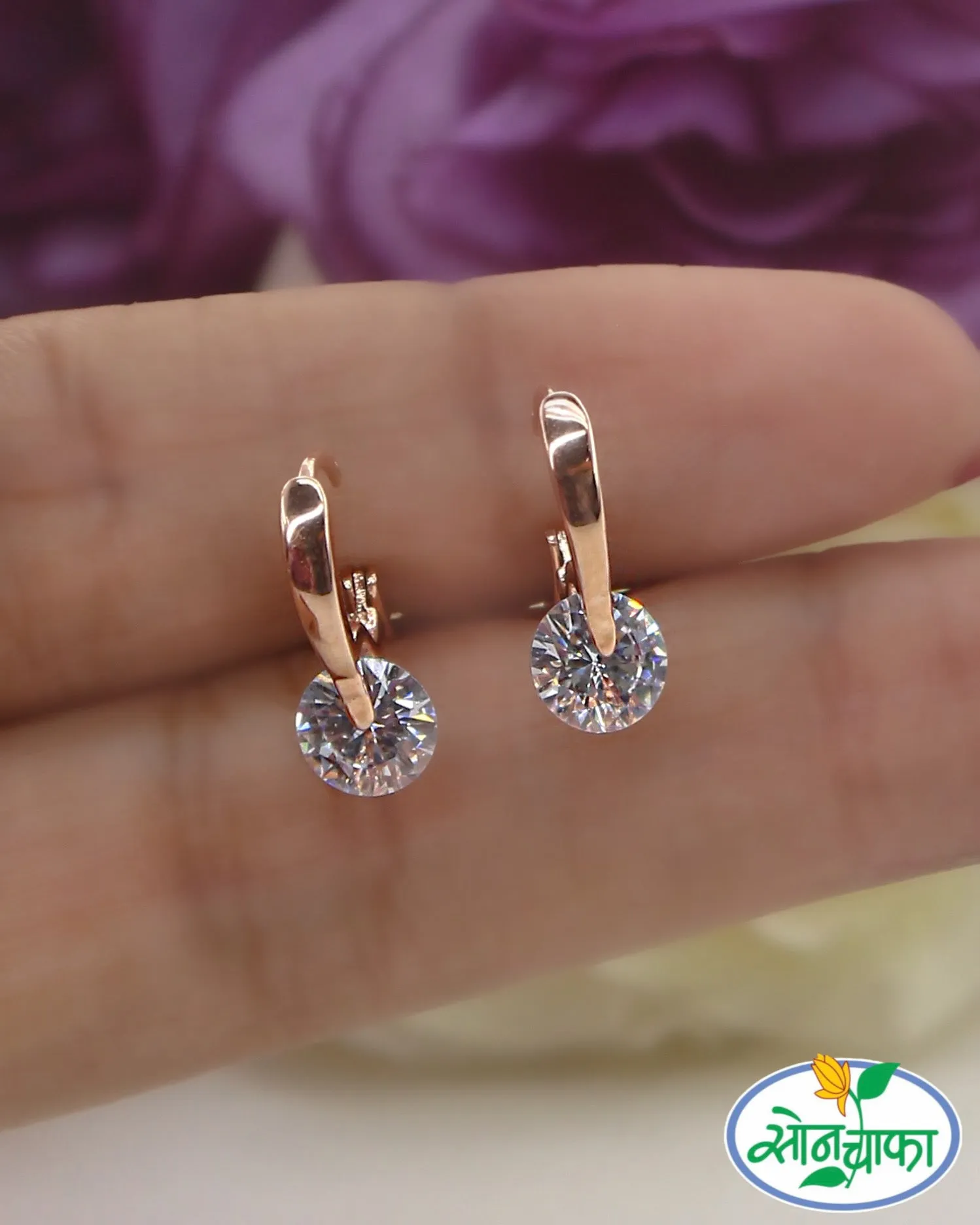 GRACEFUL SPARKLE DIAMOND EARRINGS