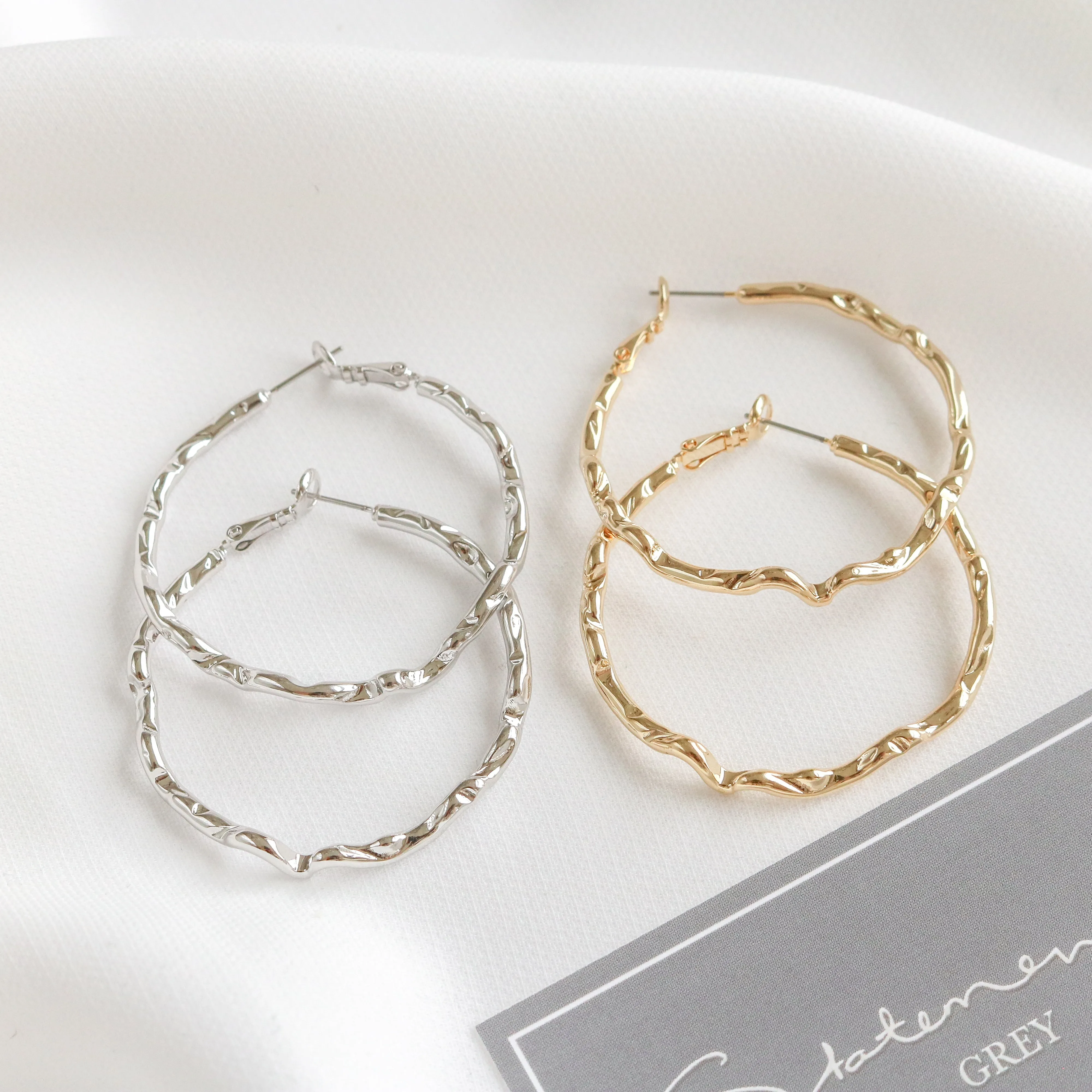 Lola Hoop Earrings