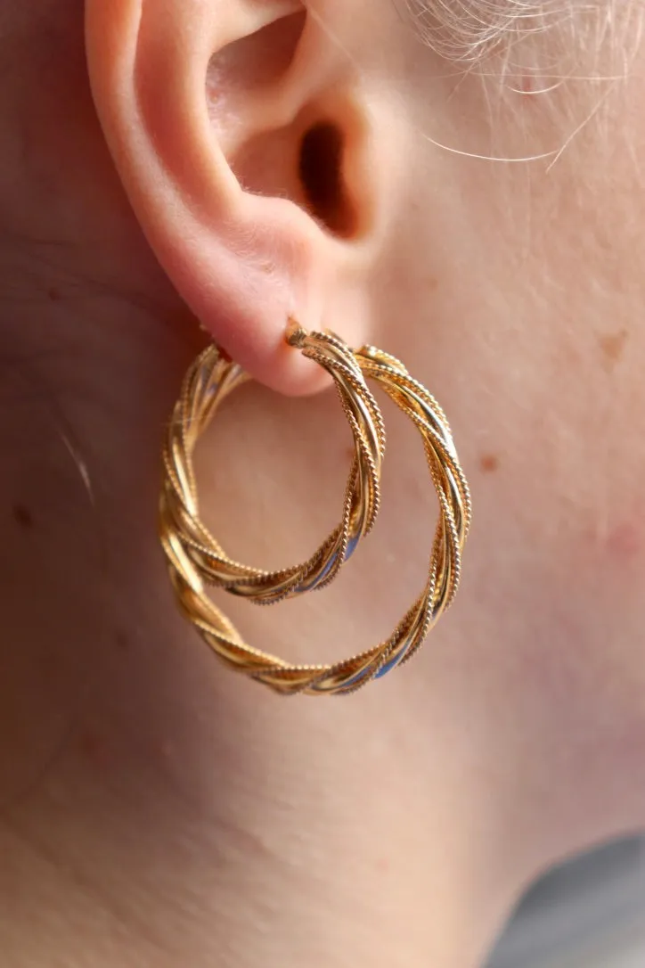 Medium Alena Hoops