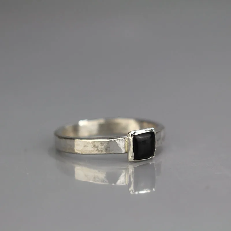 Mens Silver 6mm Onyx Ring