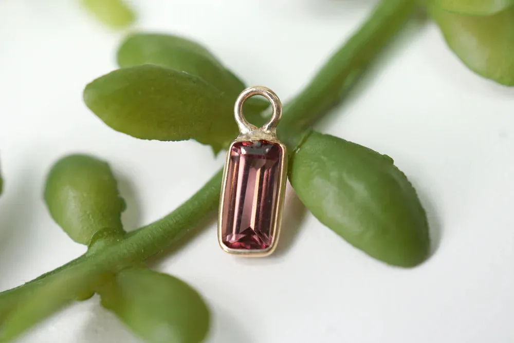 MODERN MOOD EMERALD CUT FACETED GEMSTONE BEZEL CHARM