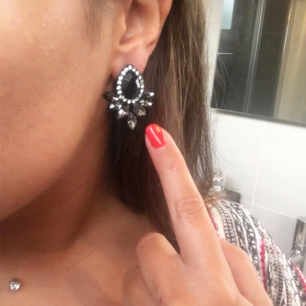 New Fashion Rhinestone Stud Earrings