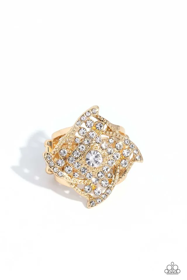 Paparazzi Ring ~ Tilted Talent - Gold