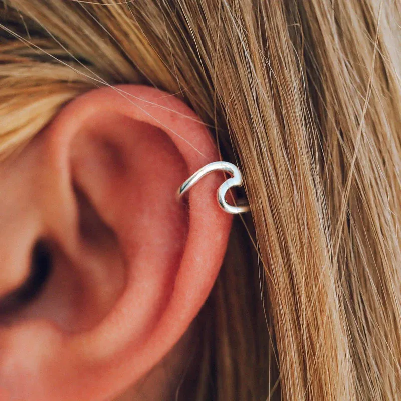 PURAVIDA WAVE EAR CUFF / SILVER